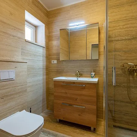 Zizi Villa Vrsi